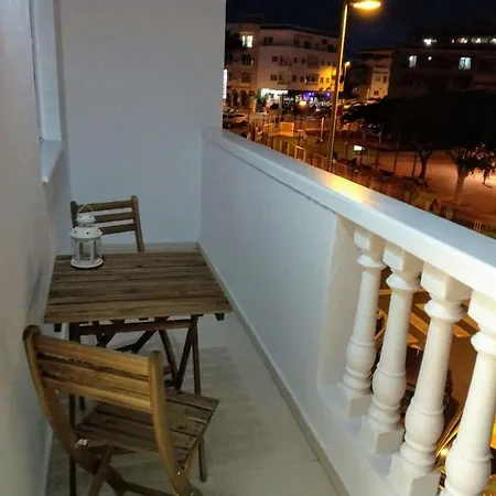 Apartamento La Livenza En El Centro De Adeje Con Garaje Privado Apartamento