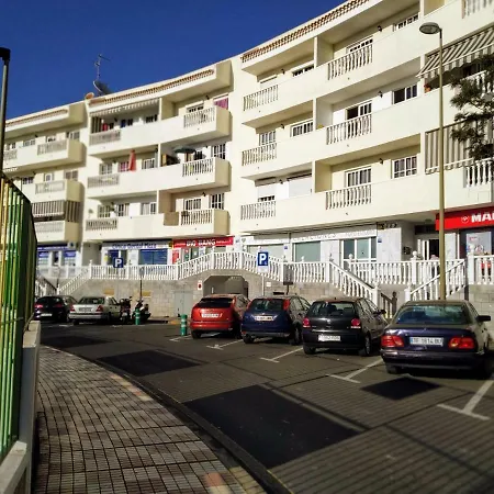 Apartamento La Livenza En El Centro De Adeje Con Garaje Privado Apartamento